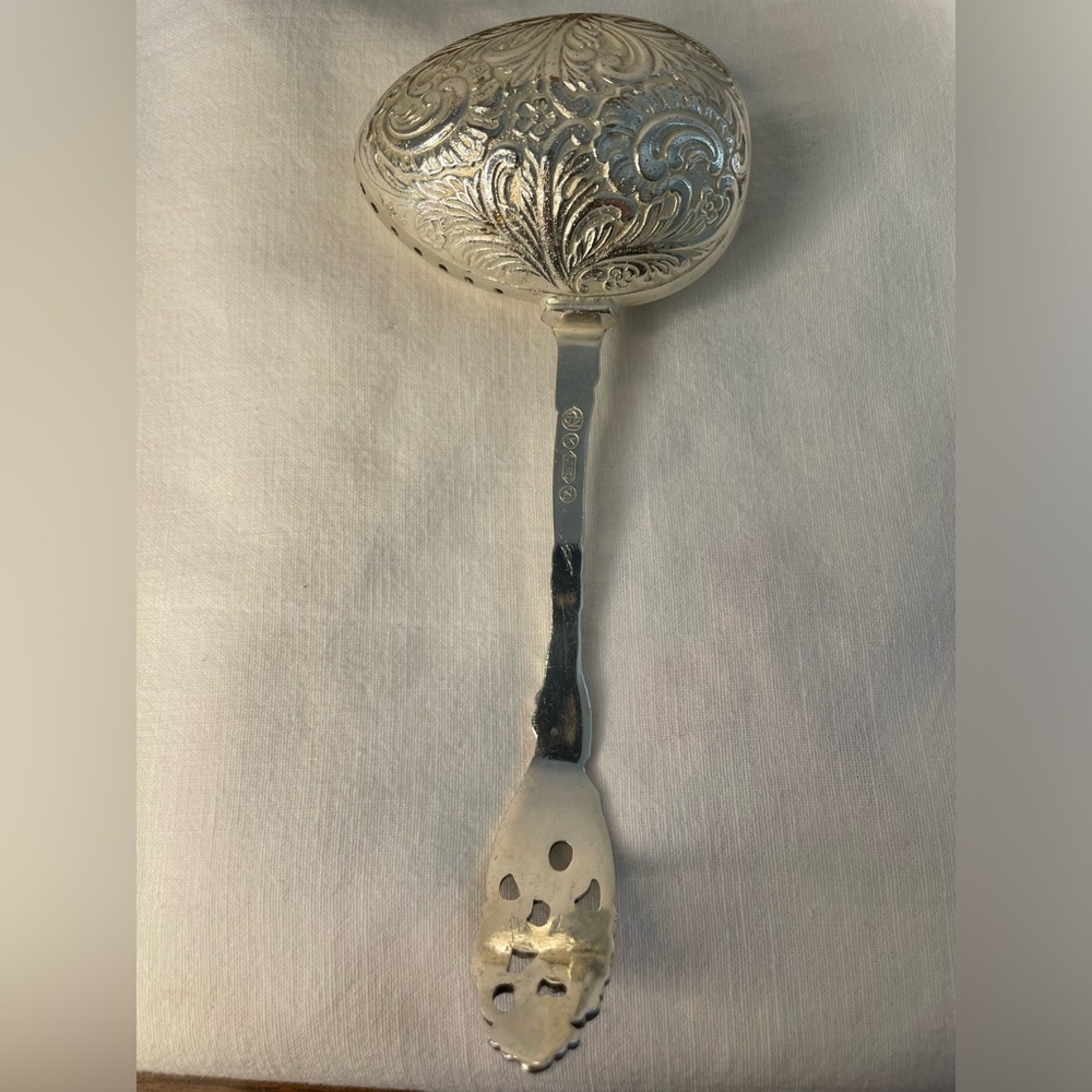 Silver-plated Georg Nilsson GERO 90 Sifter Tea Strainer Spoon Ornate 6" Marked - Picture 3 of 8